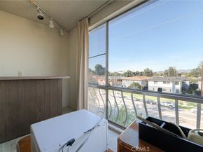 12830 Burbank Blvd. 310, Valley Village CA 91607