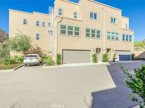 12800 N Watt Lane D, Sylmar CA 91342