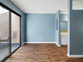 13534 Cordary Avenue 14, Hawthorne CA 90250