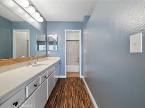 13534 Cordary Avenue 14, Hawthorne CA 90250