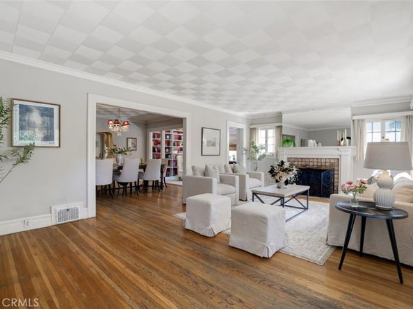 122 N Ridgewood Place, Los Angeles CA 90004