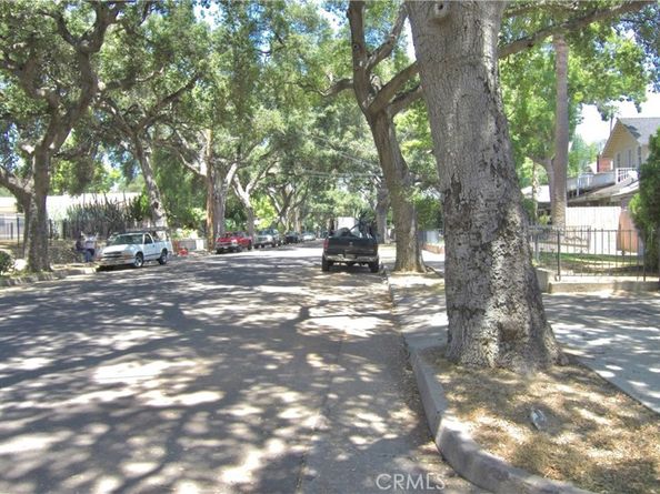 1798 N Summit Avenue, Pasadena CA 91103