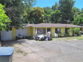 1798 N Summit Avenue, Pasadena CA 91103