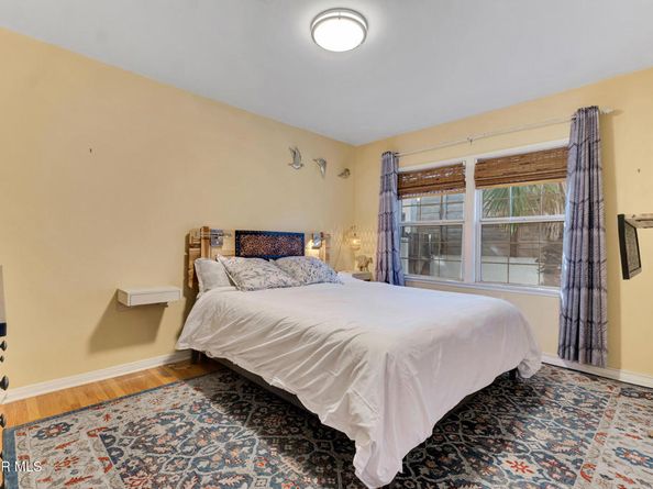 17649 Lemay Street, Lake Balboa CA 91406