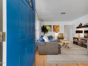 17649 Lemay Street, Lake Balboa CA 91406