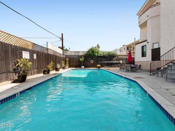 11939 Weddington Street 313, Valley Village CA 91607