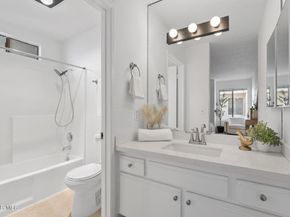 11939 Weddington Street 313, Valley Village CA 91607