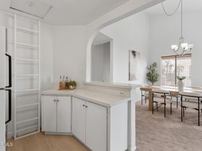 11939 Weddington Street 313, Valley Village CA 91607