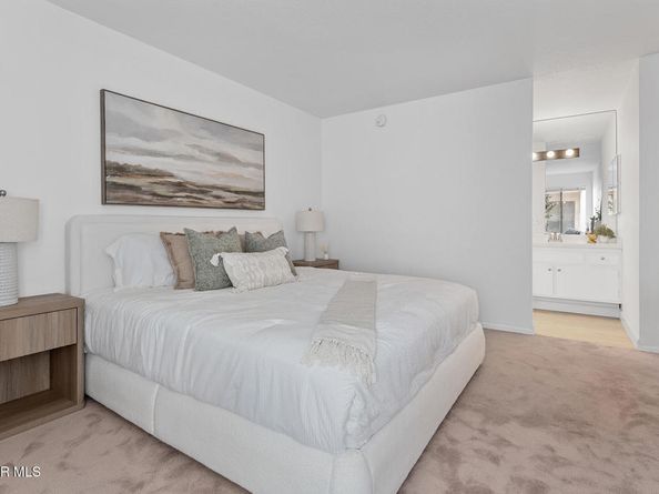 11939 Weddington Street 313, Valley Village CA 91607