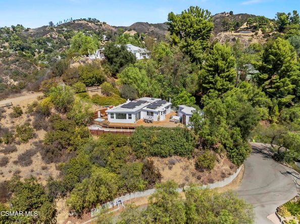 2016 Mount Prospect Drive, Topanga CA 90290