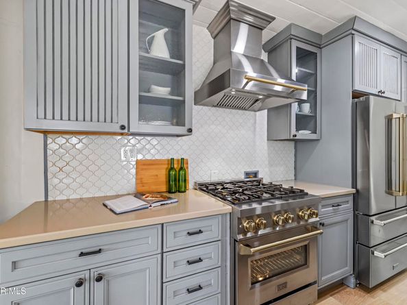 2016 Mount Prospect Drive, Topanga CA 90290