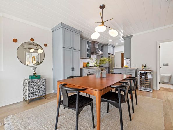 2016 Mount Prospect Drive, Topanga CA 90290