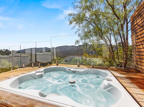 2016 Mount Prospect Drive, Topanga CA 90290