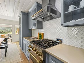 2016 Mount Prospect Drive, Topanga CA 90290