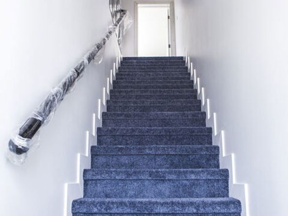 Undisclosed Address #24397913, Los Angeles CA 90044