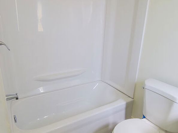 Undisclosed Address #24397913, Los Angeles CA 90044