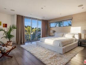 406 Grand Boulevard, Venice CA 90291