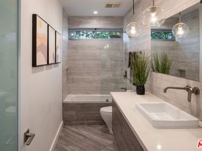 406 Grand Boulevard, Venice CA 90291