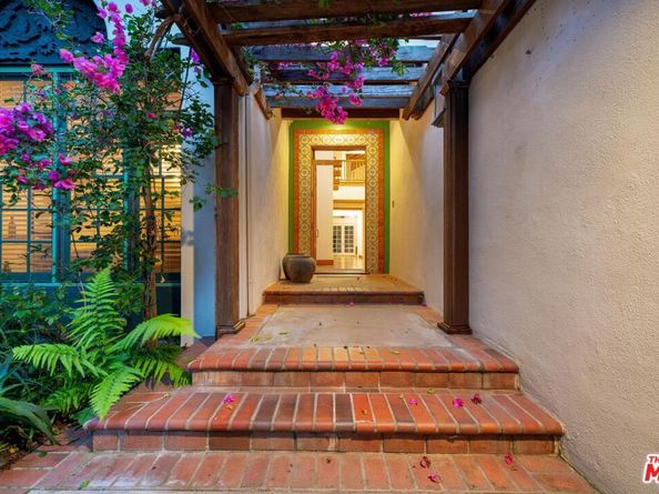 540 Dryad Road, Pacific Palisades CA 90402