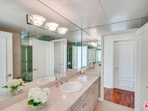 10580 Wilshire Boulevard 8SW, Los Angeles CA 90024