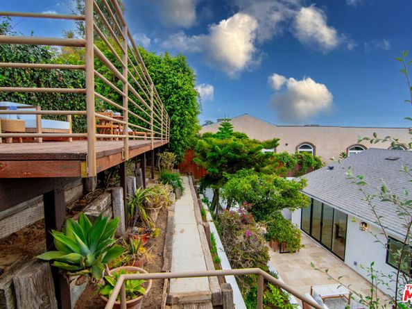 1162 Daniels Drive, Los Angeles CA 90035