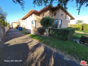 1543 W 105th Street, Los Angeles CA 90047