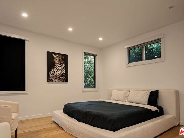 1611 Sunset Plaza Drive, Los Angeles CA 90069