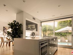 1611 Sunset Plaza Drive, Los Angeles CA 90069
