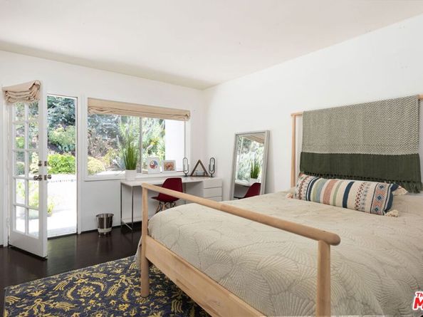 2960 Briar Knoll Drive, Los Angeles CA 90046