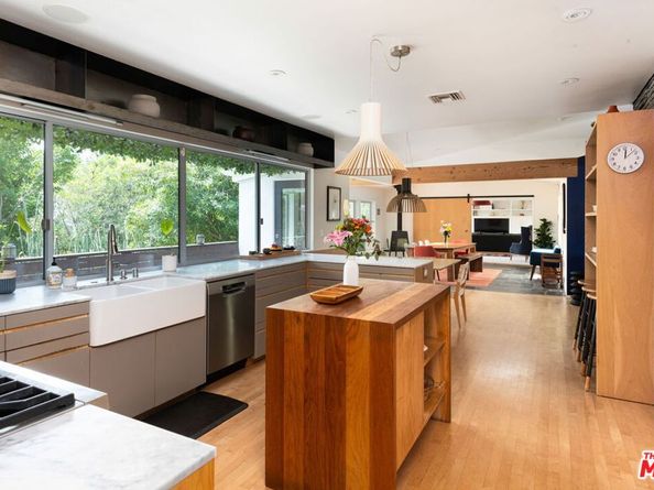 2960 Briar Knoll Drive, Los Angeles CA 90046