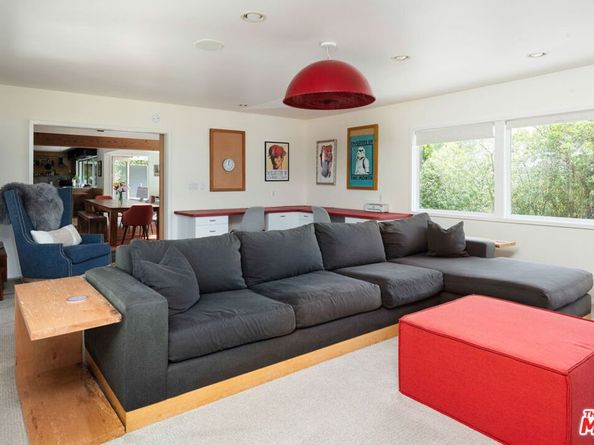 2960 Briar Knoll Drive, Los Angeles CA 90046