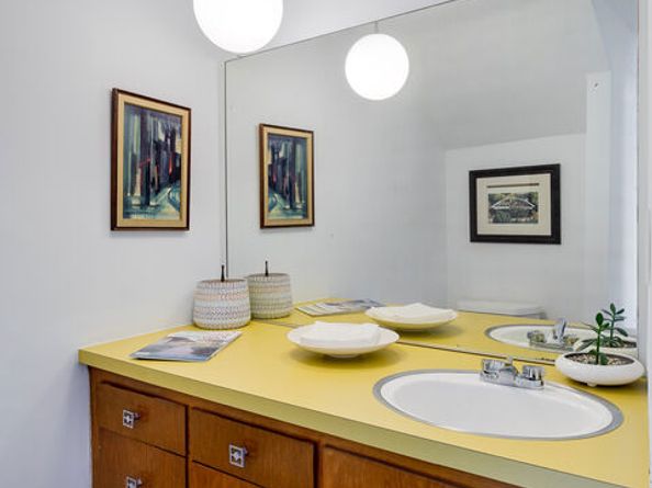 3625 Fredonia Drive 10, Los Angeles CA 90068