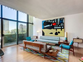 3625 Fredonia Drive 10, Los Angeles CA 90068