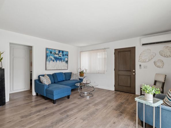 204 David Drive, Newport Beach CA 92663