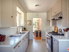 3325 Primavera Street, Pasadena CA 91107