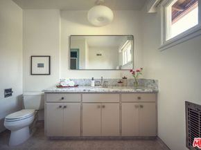 3325 Primavera Street, Pasadena CA 91107