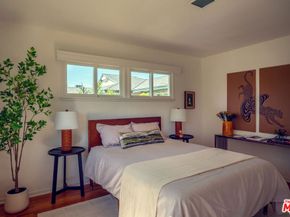 3325 Primavera Street, Pasadena CA 91107