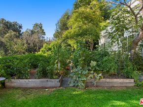 491 N Tigertail Road, Los Angeles CA 90049