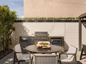 8607 Clifton Way, Beverly Hills CA 90211