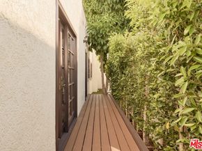 8607 Clifton Way, Beverly Hills CA 90211