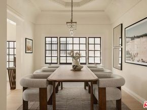 8607 Clifton Way, Beverly Hills CA 90211