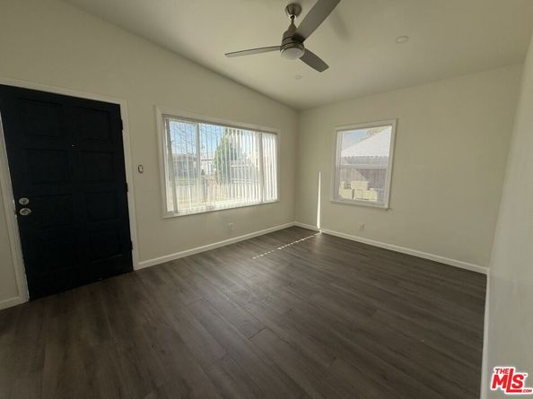 959 E 105th Street, Los Angeles CA 90002