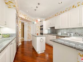 603 Ocean Avenue 2A, Santa Monica CA 90402