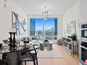877 Francisco Street 2903, Los Angeles CA 90017