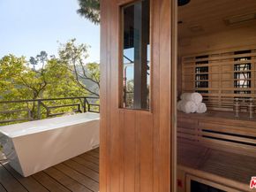 6918 Oporto Drive, Los Angeles CA 90068