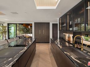 6918 Oporto Drive, Los Angeles CA 90068