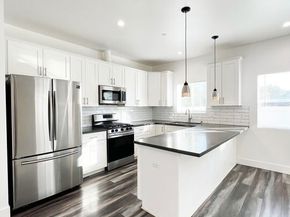 6732 Irvine Avenue, North Hollywood CA 91606