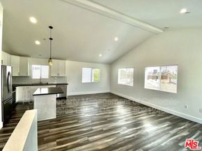 6732 Irvine Avenue, North Hollywood CA 91606