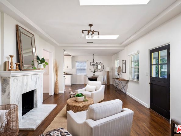 5732 Mammoth Avenue, Valley Glen CA 91401