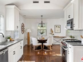 5732 Mammoth Avenue, Valley Glen CA 91401